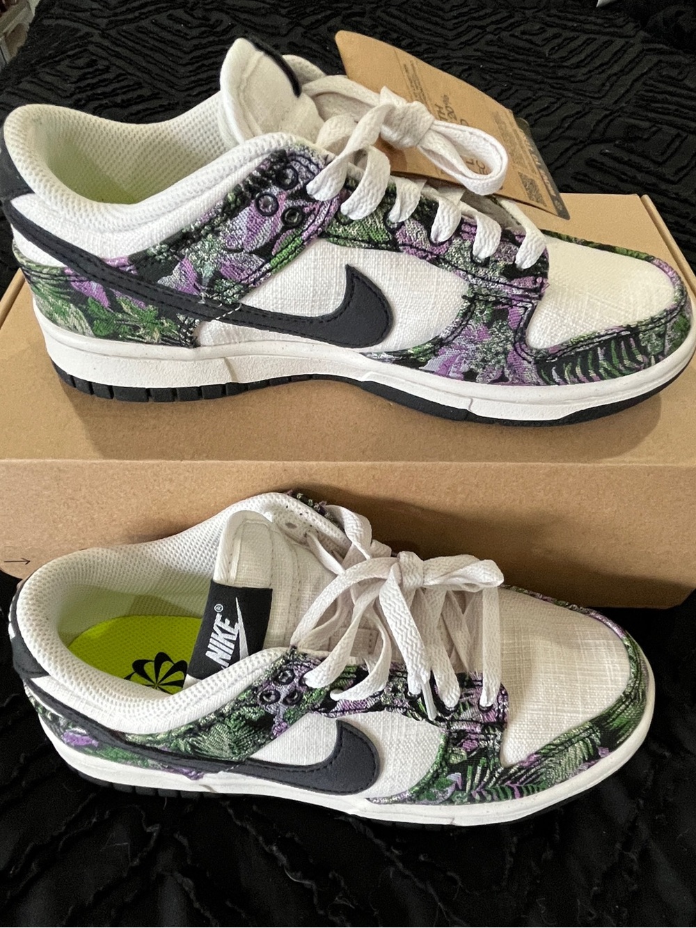 Nike Dunk Low - Picture 5 of 11